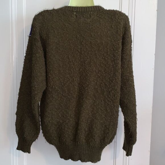 Vtg 80s Joyce dark olive green nubby sweater with swirl‎ design on front - Picture 5 of 6